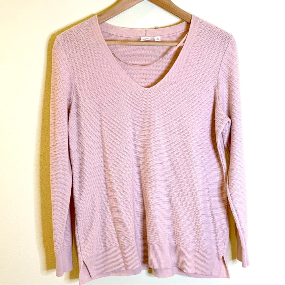 GAP v neck waffle sweater, women’s size petite medium